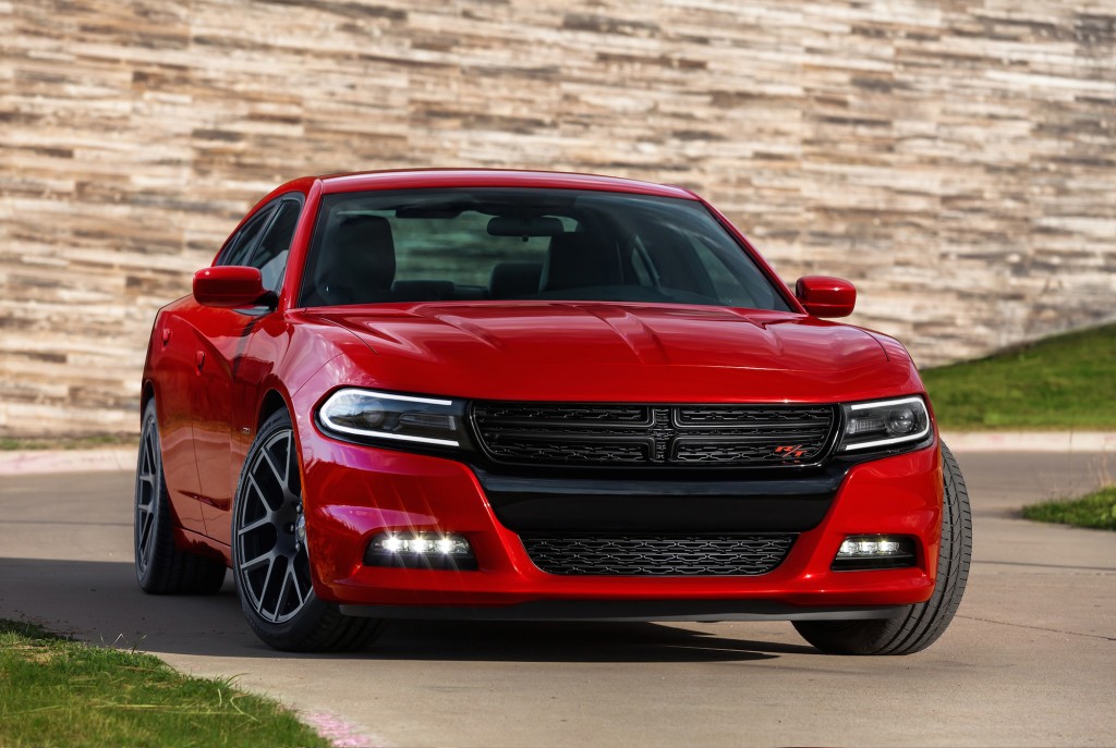 2015 Dodge Charger  AmcarGuide.com  American muscle car 