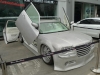 chrysler-300c-covered-in-rhinestones-07.jpg
