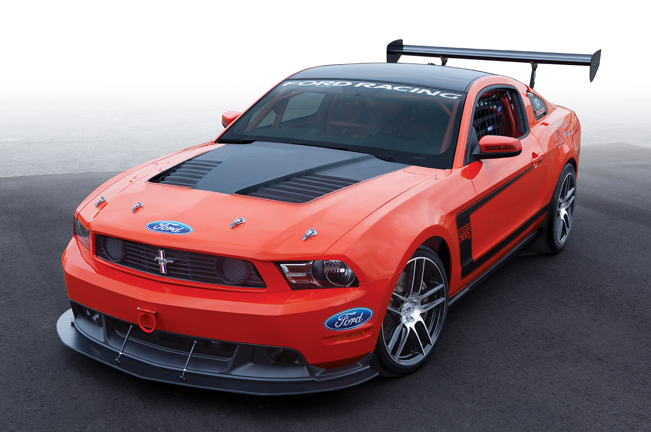 2012 FORD MUSTANG BOSS 302S 01