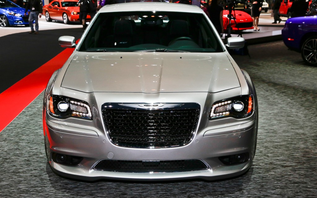 2013 Chrysler 300 hemi hp #4