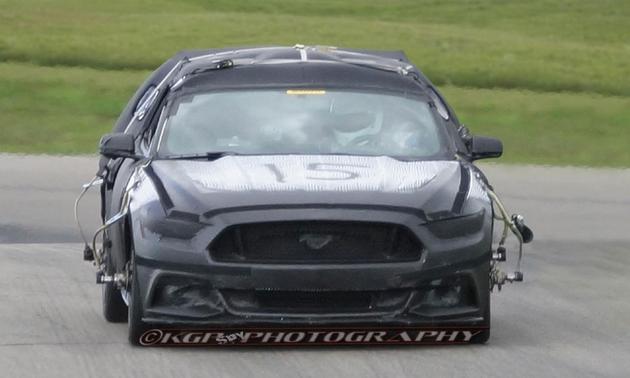 2015-ford-mustang-spy-photo-5