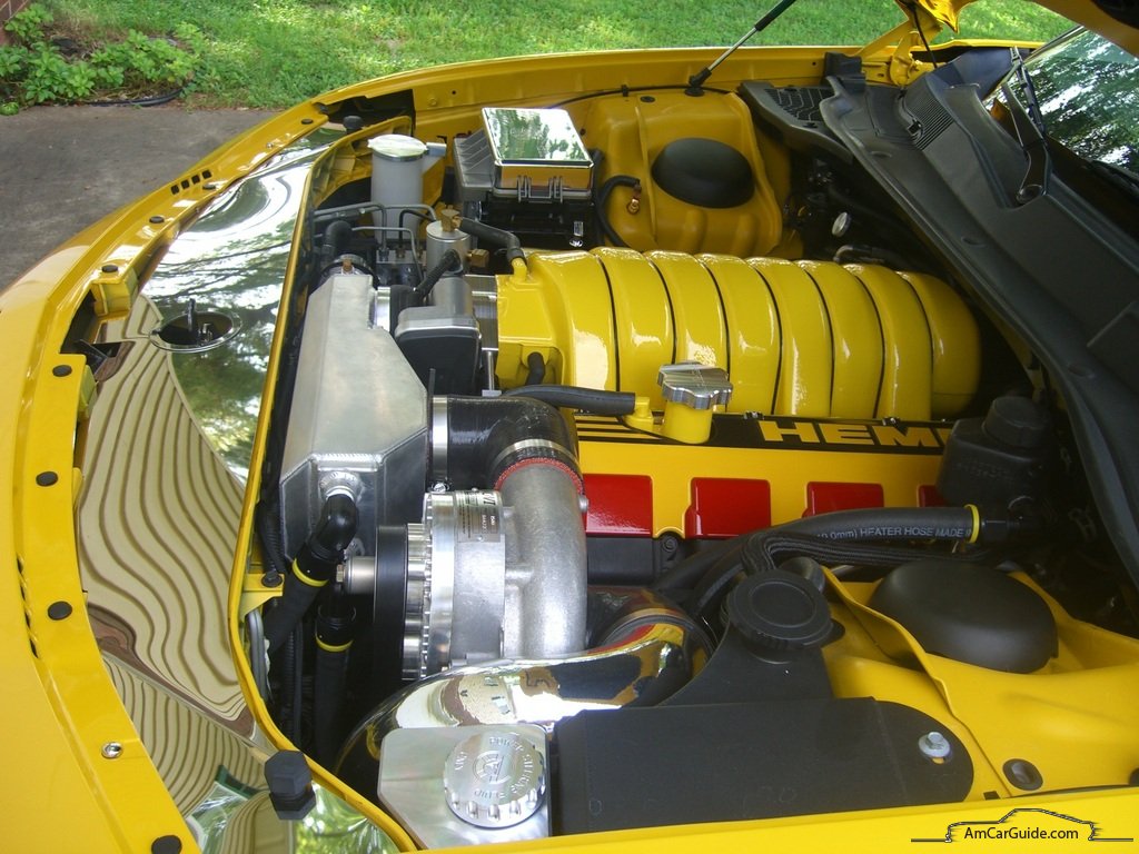 2007-dodge-charger-super-bee-yellow-engine