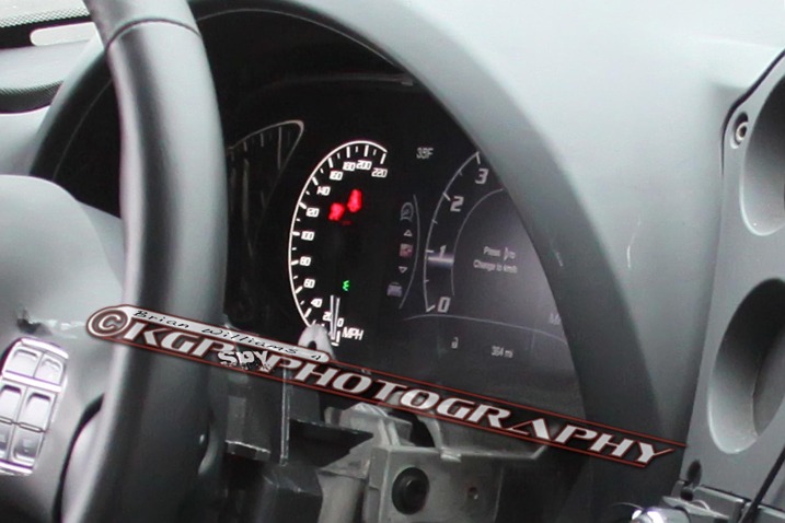 2013-dodge-srt-viper-interior-dashboard
